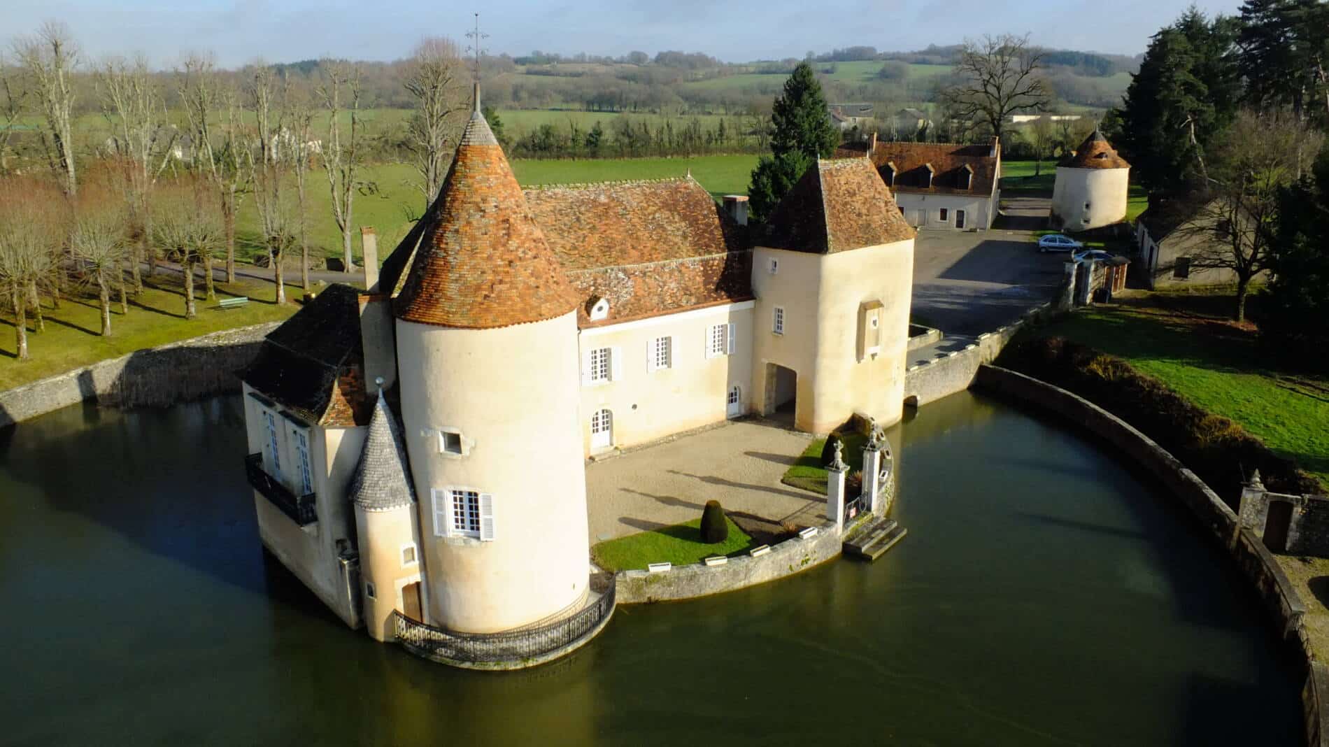 dscf3396-2-1-.jpg Le Pechereau - Chateau du Courbat